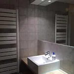 瓦诺斯酒店 酒店 2*