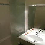 瓦诺斯酒店 蒂涅